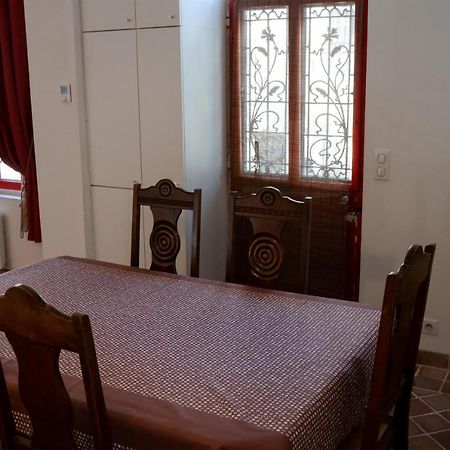 La Maison Rouge Saint-Sauveur-en-Puisaye Zewnętrze zdjęcie