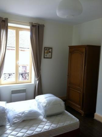 La Maison Rouge Saint-Sauveur-en-Puisaye Zewnętrze zdjęcie