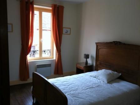 La Maison Rouge Saint-Sauveur-en-Puisaye Zewnętrze zdjęcie