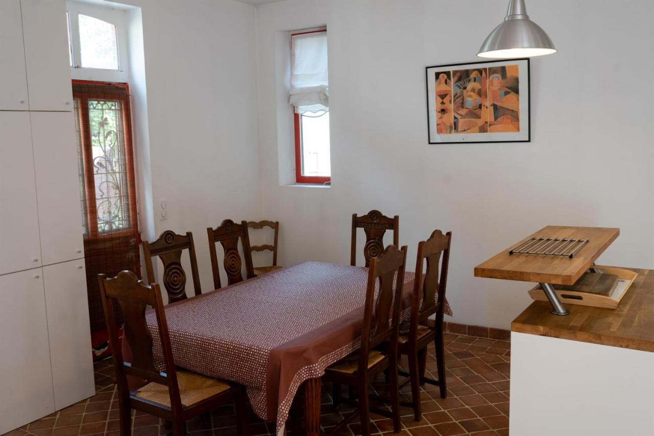 La Maison Rouge Saint-Sauveur-en-Puisaye Zewnętrze zdjęcie