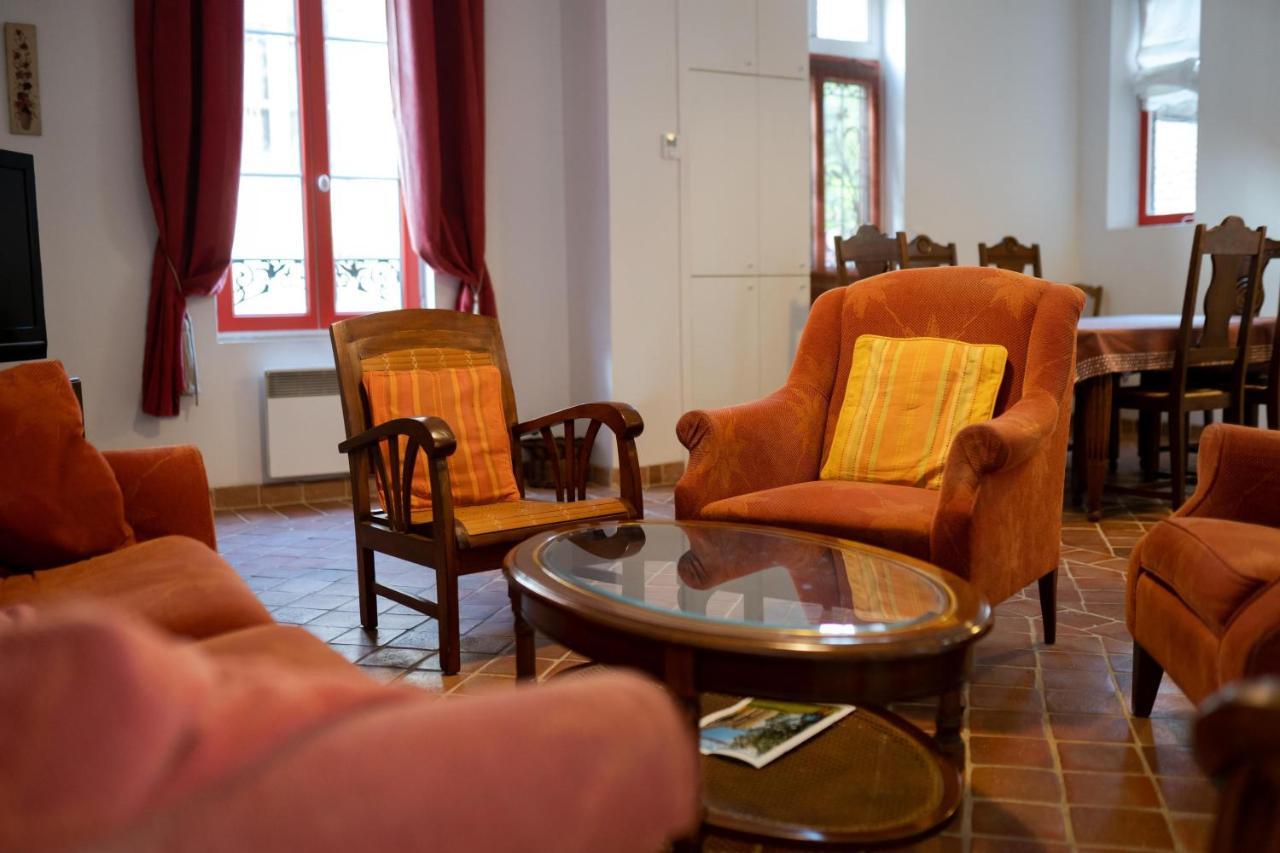 La Maison Rouge Saint-Sauveur-en-Puisaye Zewnętrze zdjęcie