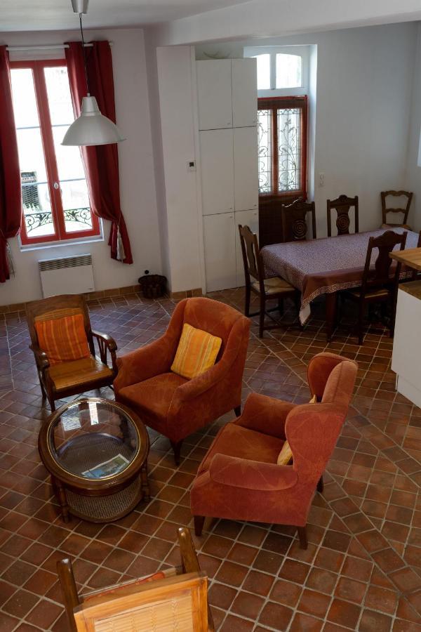 La Maison Rouge Saint-Sauveur-en-Puisaye Zewnętrze zdjęcie